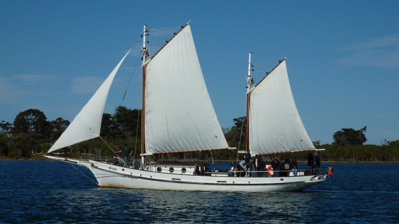 pam-pearl-lugger-04